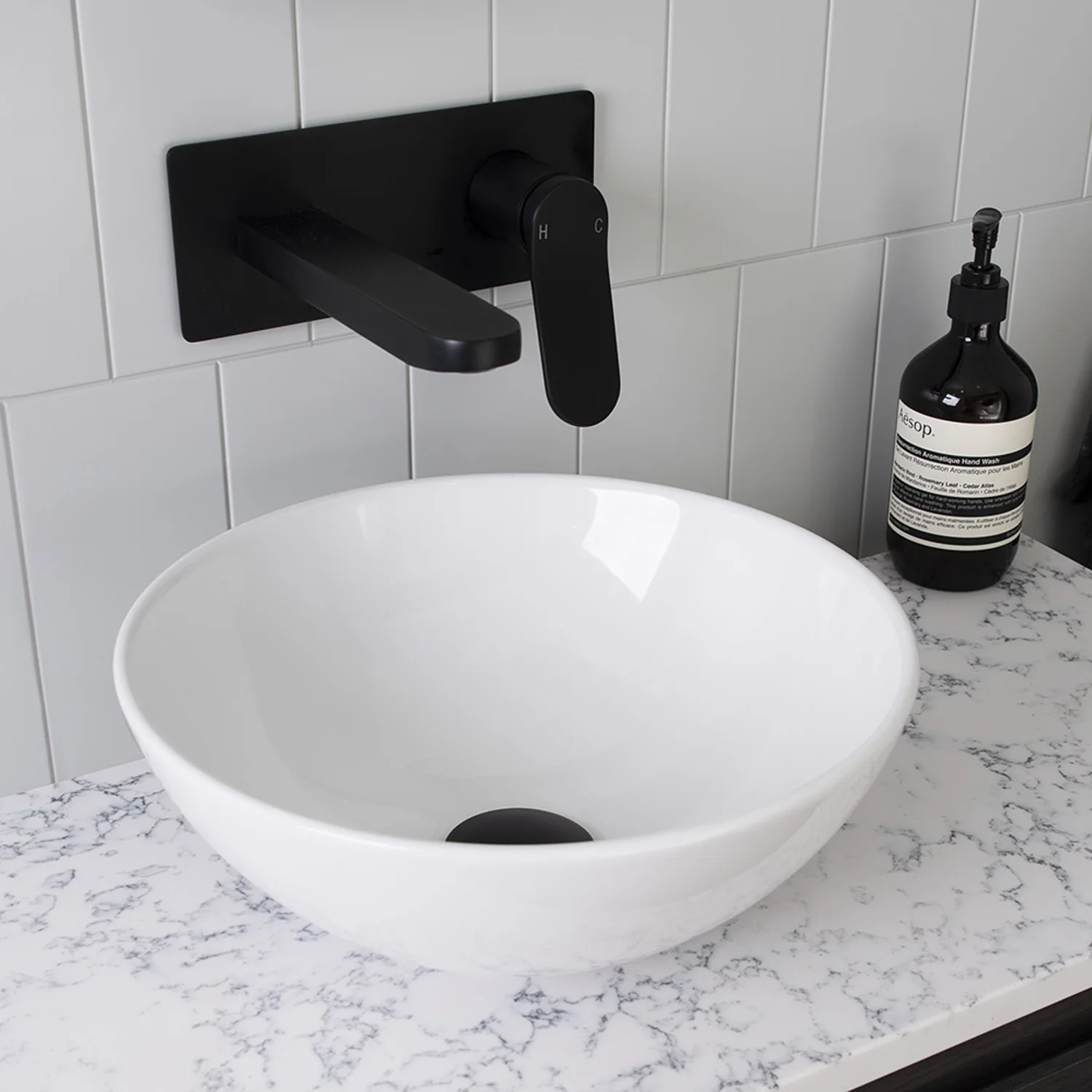 Pluto Round Ceramic Basin 325mm - Image 3
