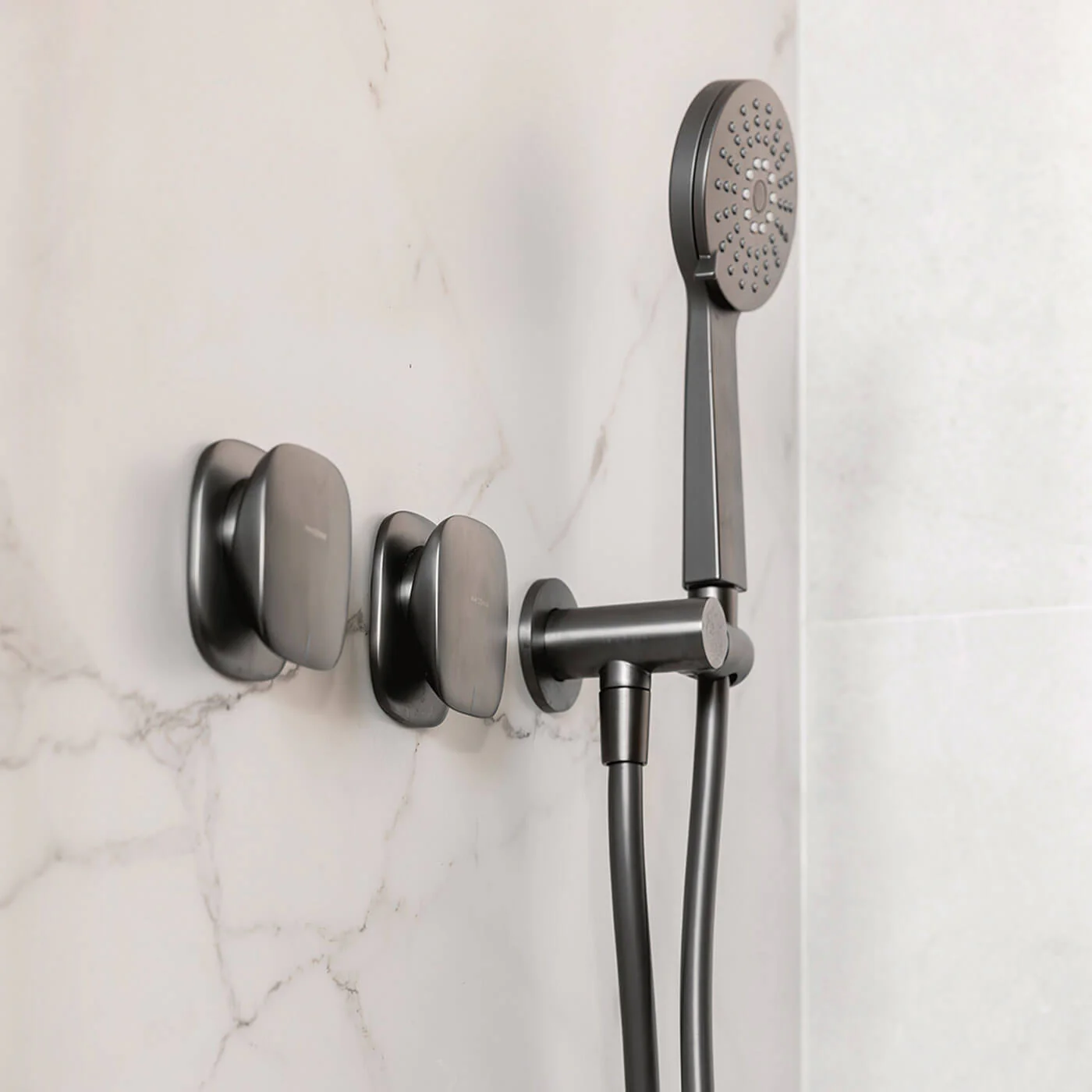 Vivid Slimline 3-Function Shower Handset - Image 6